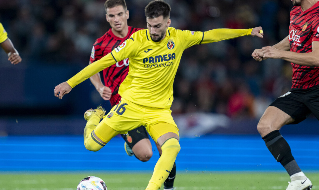 Алекс баэна вильярреал. Вильярреал альмерия. Leones football. Вильярреал альмерия. Ла лига фото.