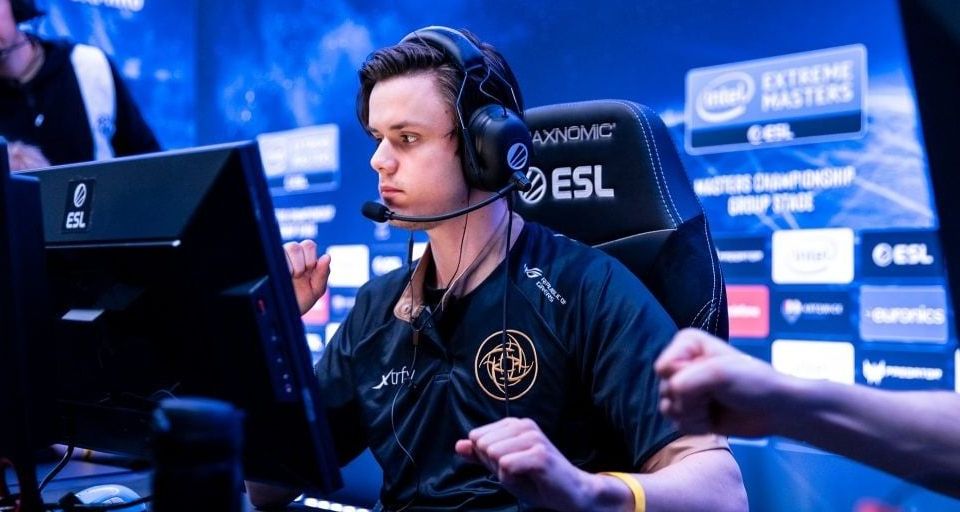 G2 Esports - Ninjas in Pyjamas