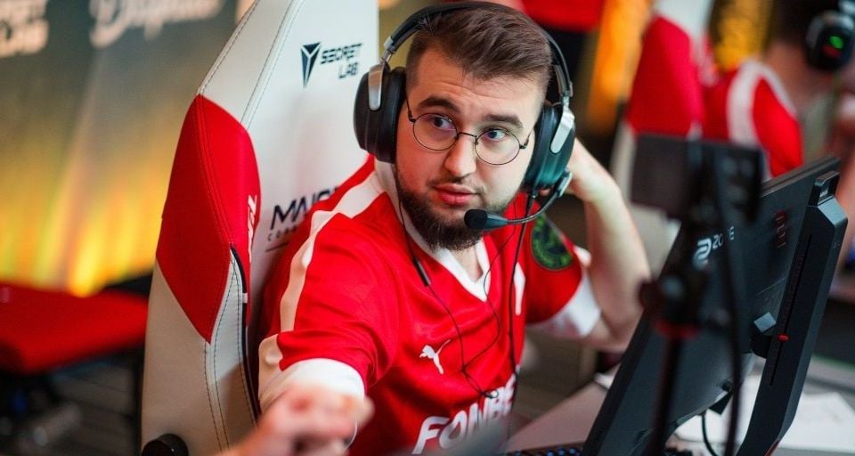 Natus Vincere - MOUZ 