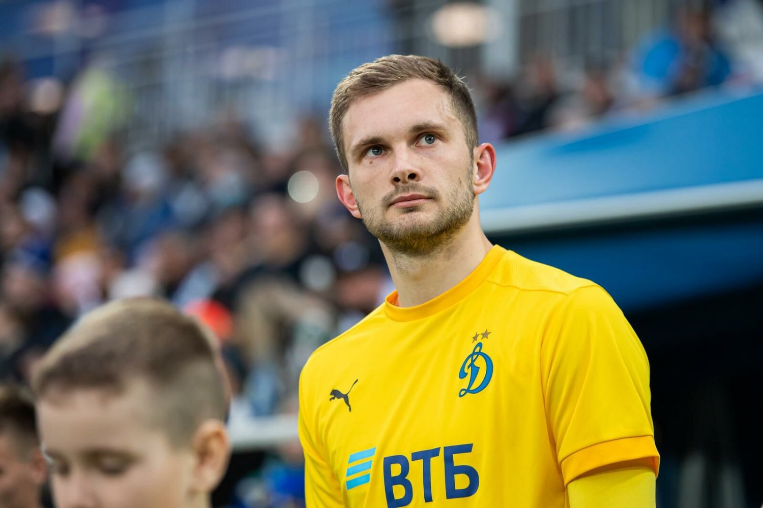 Ловчев: российские вратари не умеют играть ногами, Максименко и Лещук тому пример